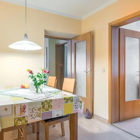 Flat Near The Ski Resort In Rauschenbach Neuhausen  Exterior photo