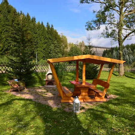 Flat Near The Ski Resort In Rauschenbach Neuhausen  Exterior photo